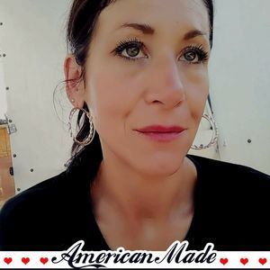 Meet your Posher, Debbra